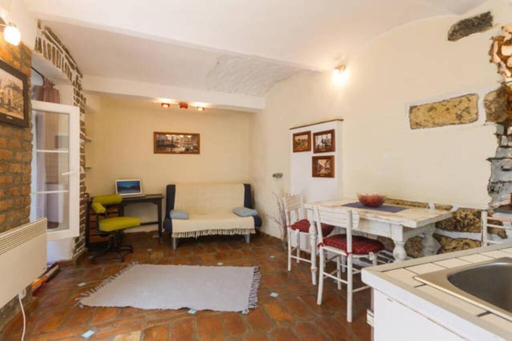Appartement Hidden Gem On Prime Location à Belgrade Extérieur photo